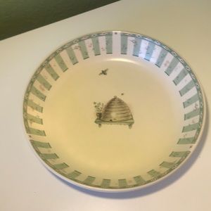 Pfaltzgraff Naturewood Pie Plate with Beehive Bumble Bee 9" Round pie plate